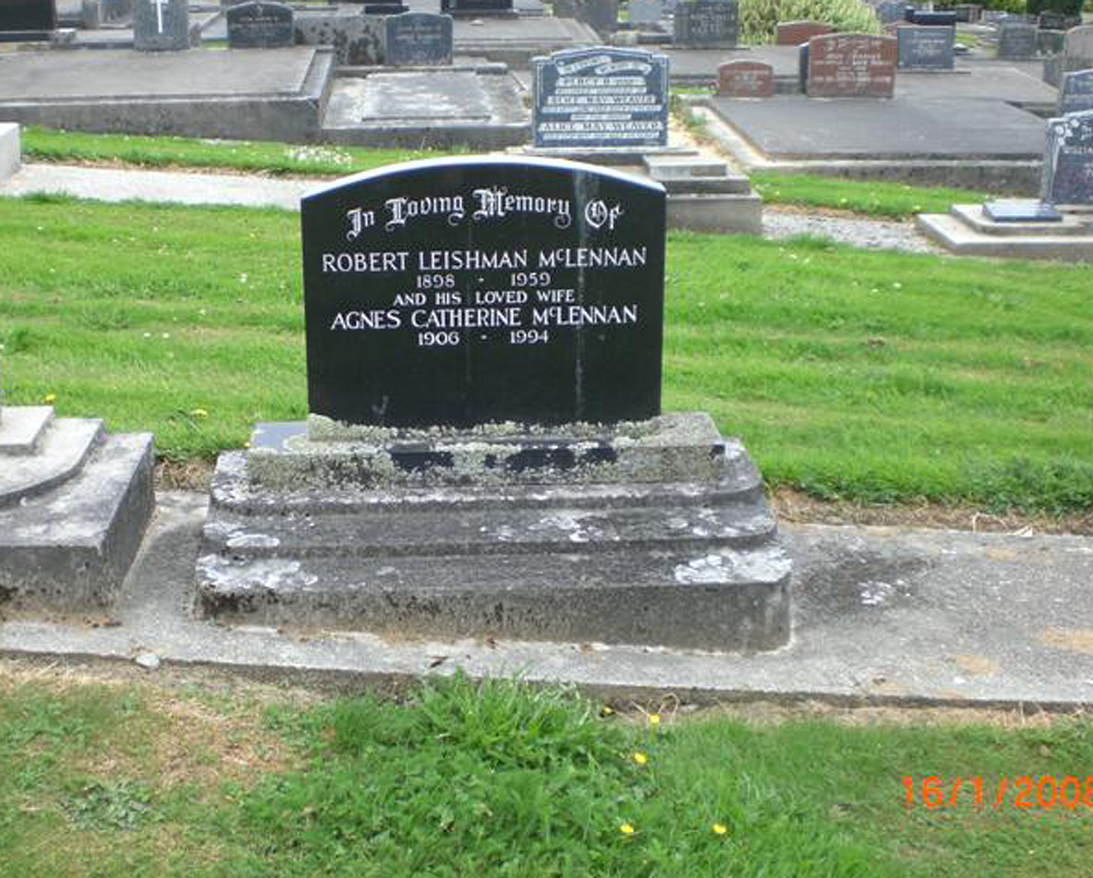 Photo of headstones/Robert L McLennan d 1959 hdstn Gore
